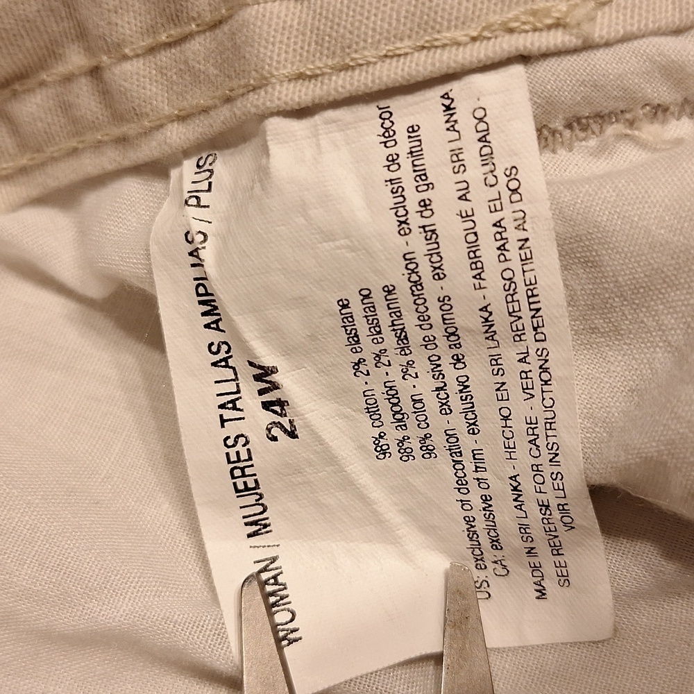 Gloria Vanderbilt Tan Bermuda Shorts Relaxed Fit Knee Length 24W - Picture 4 of 4